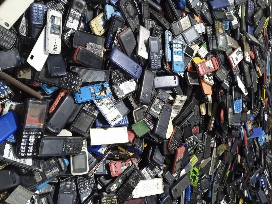 thu-mua-phe-lieu-dien-tu-2