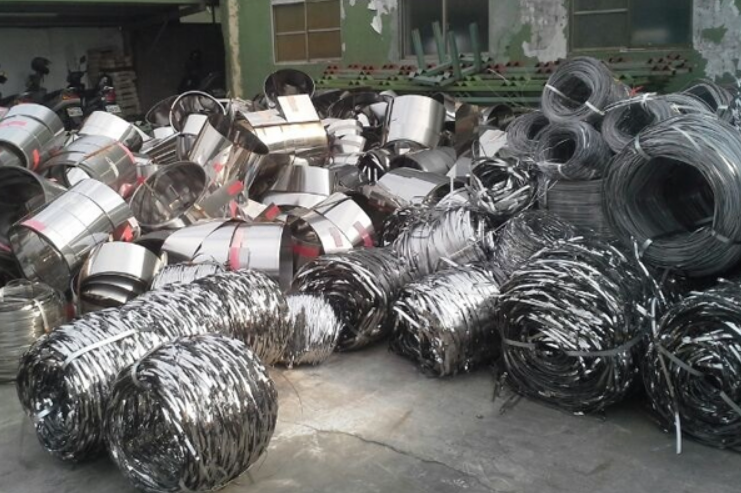 thu-mua-phe-lieu-inox-2